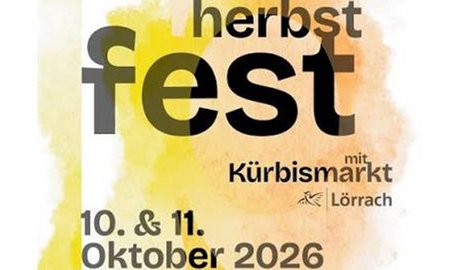 Kestenholz beim Herbstfest Lörrach 2026: Elektromobilität erleben.  Am 10. und 11. Oktober 2026 lädt das Herbstfest wieder in die Lörracher Innenstadt ein. Mit Automeile, Kürbismarkt, kulinarischen Angeboten, zahlreichen Aktionen und dem verkaufsoffenen Sonntag erwartet die Besucherinnen und Besucher ein abwechslungsreiches Wochenende. Auch das Kestenholz Team Lörrach ist wieder mit dabei.
Elektromobilität entdecken und persönlich beraten lassen
Bei uns steht in diesem Jahr die Elektromobilität im Mittelpunkt. Unser Team informiert Sie vor Ort persönlich zu den aktuellen vollelektrischen Modellen von Mercedes-Benz und smart und beantwortet Ihre Fragen rund um den Einstieg in die Elektromobilität.
Die neuesten Modelle live erleben
Auf unserer Ausstellungsfläche können Sie gleich mehrere aktuelle Modelle entdecken. Mit dabei sind unter anderem die neue elektrische C-Klasse, der neue VLE, unsere elektrischen SUV wie der GLC und GLB&nbsp;sowie der smart #5.
140 Kürbisse für 140 Jahre Mercedes-Benz
Am Sonntag haben wir außerdem eine besondere Überraschung vorbereitet: Mercedes-Benz feiert 140 Jahre und wir verschenken passend dazu 140 Kürbisse an unsere Besucherinnen und Besucher. Nur solange der Vorrat reicht.
Zusätzlich erwartet Sie an unserem Stand ein Gewinnspiel. Vorbeikommen lohnt sich!
Herbstfest Lörrach 2026 Samstag, 10. Oktober | 10–18 Uhr Sonntag, 11. Oktober | 13–18 Uhr
Wir freuen uns darauf, Sie beim Herbstfest in Lörrach persönlich zu begrüßen.