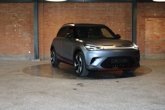 #1 66 kWh Brabus 4x4, 428 PS, Aktions-Leasing 0% oder Cash-Prämie CHF 4'000.-, sofort verfügbar, inkl. Sitzlüftung