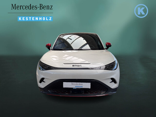 Interne Fahrzeugnr.:: 0923851Exterieur:  Antriebsart: Heckantrieb,   Außenspiegel elektr. verstell- und heizbar, mit Memory,   Außenspiegel mit Abblendautomatik,   Außenspiegel mit Umfeldleuchte und Projektionsfunktion,   Blinkleuchten mit Lauflicht vorn und hinten,   Dachreling / Dachträgervorrüstung,   Dach Wagenfarbe,   Einstiegsleisten (Edelstahl) beleuchtet,   Elektromotor 200 kW (cont. 75 kW),   Getriebe für Elektrofahrzeug,   Heckleuchten LED,   Intelligentes Batteriemanagementsystem mit Temperaturregelung,   Karosserie 5-türig,   Komfort-Fahrwerk,   Kühlergrill, Aktive Luftklappen,   Matrix-LED-Scheinwerfer,   Metallic-Lackierung,   Radstand Standard,   Seitenscheiben hinten und Heckscheibe dunkel getönt (Privacy Glass),   Türgriffe außen ausfahrbar / versenkbar, elektrisch,   Türgriffe außen mit LED-BeleuchtungInterieur:  2-Zonen Klimaautomatik,   Ambiente-Beleuchtung Plus,   Brillenfach,   elektronisches Gaspedal,   Frontstaufach / Frunk (Kofferraum, vorn),   Gepäckraumabdeckung / Rollo,   Getränkehalter in Mittelkonsole,   Innenausstattung: Interieur Nebula White,   Innenspiegel mit Abblendautomatik,   Instrumententafel Leder-Optik,   Kopf-Airbag-System (Windowbag),   Mittelarmlehne hinten mit Getränkehalter,   Mittelkonsole mit Kühlfunktion,   Rücksitzbank geteilt/klappbar (60:40),   Rücksitzlehnen neigungsverstellbar,   Sitzbezug / Polsterung: Duo-Leder,   Sitze vorn elektr. verstellbar (6-fach) mit Lendenwirbelstütze,   Sitzheizung,   Steckdose (12V-Anschluß) im Koffer-/Laderaum,   Wärmepumpe für Heizungs-/KlimaanlageMultimedia:  Anzeigeinstrumente Full LCD HD (9,2" Farbdisplay),   Bluetooth-Schnittstelle,   Head-Up Display,   Induktionsladeschale für Smartphone,   Infotainment-Center 12,8 Zoll Display (Touchscreen),   Lautsprecher,   Premium-Sound-System (Beats),   Radioempfang digital (DAB),   Smartphone Schnittstelle (Apple CarPlay &amp; Android Auto),   Steckdose (12V-Anschluß),   USB-Anschlüsse, je 2 vorn und hintenKomfort und Umwelt:  Adaptive Geschwindigkeitsregelanlage (ACC) mit Stop&amp;Go-Funktion,   Aktiver Spurhalteassistent,   Anhänger-Stabilisierungs-Programm (TSA),   Ausweich-Assistent (EMA),   Auto-Hold-Funktion,   Automatische Begleitfunktion der Beleuchtung (Follow me home),   Bremsenergierückgewinnung (Rekuperationssystem),   Einparkhilfe vorn und hinten, 12 Parksensoren,   Fahrassistenz-System: Aufmerksamkeits-Assistent,   Fahrassistenz-System: Autonomer Notbrems-Assistent,   Fahrassistenz-System: Berg-Anfahr-Assistent,   Fahrassistenz-System: Bergabfahrkontrolle (HDC),   Fahrassistenz-System: Frontkollisionswarnung (FCM),   Fahrassistenz-System: Intelligente Geschwindigkeitsanpassung (ISA),   Fahrassistenz-System: Kollisionswarnsystem hinten (RCM),   Fahrassistenz-System: Notfall-Spurhalteassistent (Emergency Lane Keeping, ELK),   Fahrassistenz-System: Pannenmanagement (bCall),   Fahrassistenz-System: Park-Notbremse (PEB),   Fahrassistenz-System: Parkassistenzsystem (Park Assist),   Fahrassistenz-System: Pilot Assist,   Fahrassistenz-System: Querverkehrs-Assistent Heck (RCTA),   Fahrassistenz-System: Querverkehrs-Assistent vorn (FCTA),   Fahrassistenz-System: Spurhalteassistent,   Fahrassistenz-System: Spurverlassenswarnung (LDW),   Fahrassistenz-System: Spurwechselassistent (LCA),   Fahrassistenz-System: Totwinkel-Assistent (BSD),   Fahrassistenz-System: Verkehrszeichenerkennung (TSR),   Heckklappe/-Deckel elektr. betätigt (öffnen + schliessen, sensorgesteuert),   Isofix-Aufnahmen für Kindersitz,   Isofix-Aufnahmen für Kindersitz an Rücksitz,   Kamerasystem 360 Grad,   Keyless-Entry,   Lenkrad (Leder, perforiert) mit Multifunktion,   Lenkrad (Sport) mit Multifunktion,   Lenksäule (Lenkrad) verstellbar,   Memoryfunktion für Sitz vorn links,   Mittelarmlehne hinten klappbar mit Durchlademöglichkeit,   Panorama-Glasdach,   Regensensor,   ServolenkungSicherheit:  Airbag Fahrer-/Beifahrerseite,   Anti-Blockier-System (ABS),   Elektron. Stabilitäts- und Traktionskontrolle,   Kurvenbremskontrolle (Corner-Brake-Control CBC),   Notrufsystem eCall,   Parkbremse elektrisch,   Reifendruck-Kontrollsystem,   Seitenairbag,   Seitenairbag vorn mitte (Center-Airbag),   Sicherheitsgurte vorn höhenverstellbar,   Türöffnungswarnung (DOW),   Überschlag-Schutzsystem,   WegfahrsperreWeiteres:  Einstiegshilfe Easy-Entry,   Fahrassistenz-System: Adaptiver Fernlichtassistent,   Luftqualitäts-Überwachungssystem (Air-Quality-System, AQS),   Elektromotor 200 kW,   HV-Batterie 66 kWh brutto / 62 kWh netto.