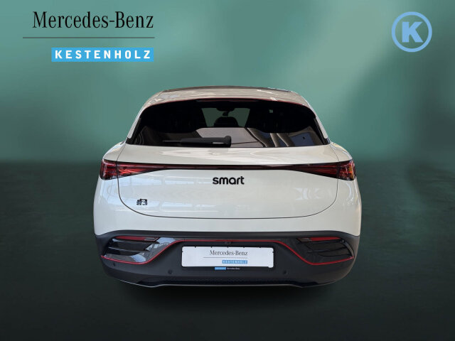 Interne Fahrzeugnr.:: 0923851Exterieur:  Antriebsart: Heckantrieb,   Außenspiegel elektr. verstell- und heizbar, mit Memory,   Außenspiegel mit Abblendautomatik,   Außenspiegel mit Umfeldleuchte und Projektionsfunktion,   Blinkleuchten mit Lauflicht vorn und hinten,   Dachreling / Dachträgervorrüstung,   Dach Wagenfarbe,   Einstiegsleisten (Edelstahl) beleuchtet,   Elektromotor 200 kW (cont. 75 kW),   Getriebe für Elektrofahrzeug,   Heckleuchten LED,   Intelligentes Batteriemanagementsystem mit Temperaturregelung,   Karosserie 5-türig,   Komfort-Fahrwerk,   Kühlergrill, Aktive Luftklappen,   Matrix-LED-Scheinwerfer,   Metallic-Lackierung,   Radstand Standard,   Seitenscheiben hinten und Heckscheibe dunkel getönt (Privacy Glass),   Türgriffe außen ausfahrbar / versenkbar, elektrisch,   Türgriffe außen mit LED-BeleuchtungInterieur:  2-Zonen Klimaautomatik,   Ambiente-Beleuchtung Plus,   Brillenfach,   elektronisches Gaspedal,   Frontstaufach / Frunk (Kofferraum, vorn),   Gepäckraumabdeckung / Rollo,   Getränkehalter in Mittelkonsole,   Innenausstattung: Interieur Nebula White,   Innenspiegel mit Abblendautomatik,   Instrumententafel Leder-Optik,   Kopf-Airbag-System (Windowbag),   Mittelarmlehne hinten mit Getränkehalter,   Mittelkonsole mit Kühlfunktion,   Rücksitzbank geteilt/klappbar (60:40),   Rücksitzlehnen neigungsverstellbar,   Sitzbezug / Polsterung: Duo-Leder,   Sitze vorn elektr. verstellbar (6-fach) mit Lendenwirbelstütze,   Sitzheizung,   Steckdose (12V-Anschluß) im Koffer-/Laderaum,   Wärmepumpe für Heizungs-/KlimaanlageMultimedia:  Anzeigeinstrumente Full LCD HD (9,2" Farbdisplay),   Bluetooth-Schnittstelle,   Head-Up Display,   Induktionsladeschale für Smartphone,   Infotainment-Center 12,8 Zoll Display (Touchscreen),   Lautsprecher,   Premium-Sound-System (Beats),   Radioempfang digital (DAB),   Smartphone Schnittstelle (Apple CarPlay &amp; Android Auto),   Steckdose (12V-Anschluß),   USB-Anschlüsse, je 2 vorn und hintenKomfort und Umwelt:  Adaptive Geschwindigkeitsregelanlage (ACC) mit Stop&amp;Go-Funktion,   Aktiver Spurhalteassistent,   Anhänger-Stabilisierungs-Programm (TSA),   Ausweich-Assistent (EMA),   Auto-Hold-Funktion,   Automatische Begleitfunktion der Beleuchtung (Follow me home),   Bremsenergierückgewinnung (Rekuperationssystem),   Einparkhilfe vorn und hinten, 12 Parksensoren,   Fahrassistenz-System: Aufmerksamkeits-Assistent,   Fahrassistenz-System: Autonomer Notbrems-Assistent,   Fahrassistenz-System: Berg-Anfahr-Assistent,   Fahrassistenz-System: Bergabfahrkontrolle (HDC),   Fahrassistenz-System: Frontkollisionswarnung (FCM),   Fahrassistenz-System: Intelligente Geschwindigkeitsanpassung (ISA),   Fahrassistenz-System: Kollisionswarnsystem hinten (RCM),   Fahrassistenz-System: Notfall-Spurhalteassistent (Emergency Lane Keeping, ELK),   Fahrassistenz-System: Pannenmanagement (bCall),   Fahrassistenz-System: Park-Notbremse (PEB),   Fahrassistenz-System: Parkassistenzsystem (Park Assist),   Fahrassistenz-System: Pilot Assist,   Fahrassistenz-System: Querverkehrs-Assistent Heck (RCTA),   Fahrassistenz-System: Querverkehrs-Assistent vorn (FCTA),   Fahrassistenz-System: Spurhalteassistent,   Fahrassistenz-System: Spurverlassenswarnung (LDW),   Fahrassistenz-System: Spurwechselassistent (LCA),   Fahrassistenz-System: Totwinkel-Assistent (BSD),   Fahrassistenz-System: Verkehrszeichenerkennung (TSR),   Heckklappe/-Deckel elektr. betätigt (öffnen + schliessen, sensorgesteuert),   Isofix-Aufnahmen für Kindersitz,   Isofix-Aufnahmen für Kindersitz an Rücksitz,   Kamerasystem 360 Grad,   Keyless-Entry,   Lenkrad (Leder, perforiert) mit Multifunktion,   Lenkrad (Sport) mit Multifunktion,   Lenksäule (Lenkrad) verstellbar,   Memoryfunktion für Sitz vorn links,   Mittelarmlehne hinten klappbar mit Durchlademöglichkeit,   Panorama-Glasdach,   Regensensor,   ServolenkungSicherheit:  Airbag Fahrer-/Beifahrerseite,   Anti-Blockier-System (ABS),   Elektron. Stabilitäts- und Traktionskontrolle,   Kurvenbremskontrolle (Corner-Brake-Control CBC),   Notrufsystem eCall,   Parkbremse elektrisch,   Reifendruck-Kontrollsystem,   Seitenairbag,   Seitenairbag vorn mitte (Center-Airbag),   Sicherheitsgurte vorn höhenverstellbar,   Türöffnungswarnung (DOW),   Überschlag-Schutzsystem,   WegfahrsperreWeiteres:  Einstiegshilfe Easy-Entry,   Fahrassistenz-System: Adaptiver Fernlichtassistent,   Luftqualitäts-Überwachungssystem (Air-Quality-System, AQS),   Elektromotor 200 kW,   HV-Batterie 66 kWh brutto / 62 kWh netto.