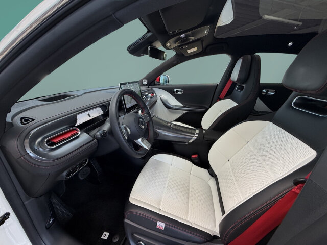 Interne Fahrzeugnr.:: 0923851Exterieur:  Antriebsart: Heckantrieb,   Außenspiegel elektr. verstell- und heizbar, mit Memory,   Außenspiegel mit Abblendautomatik,   Außenspiegel mit Umfeldleuchte und Projektionsfunktion,   Blinkleuchten mit Lauflicht vorn und hinten,   Dachreling / Dachträgervorrüstung,   Dach Wagenfarbe,   Einstiegsleisten (Edelstahl) beleuchtet,   Elektromotor 200 kW (cont. 75 kW),   Getriebe für Elektrofahrzeug,   Heckleuchten LED,   Intelligentes Batteriemanagementsystem mit Temperaturregelung,   Karosserie 5-türig,   Komfort-Fahrwerk,   Kühlergrill, Aktive Luftklappen,   Matrix-LED-Scheinwerfer,   Metallic-Lackierung,   Radstand Standard,   Seitenscheiben hinten und Heckscheibe dunkel getönt (Privacy Glass),   Türgriffe außen ausfahrbar / versenkbar, elektrisch,   Türgriffe außen mit LED-BeleuchtungInterieur:  2-Zonen Klimaautomatik,   Ambiente-Beleuchtung Plus,   Brillenfach,   elektronisches Gaspedal,   Frontstaufach / Frunk (Kofferraum, vorn),   Gepäckraumabdeckung / Rollo,   Getränkehalter in Mittelkonsole,   Innenausstattung: Interieur Nebula White,   Innenspiegel mit Abblendautomatik,   Instrumententafel Leder-Optik,   Kopf-Airbag-System (Windowbag),   Mittelarmlehne hinten mit Getränkehalter,   Mittelkonsole mit Kühlfunktion,   Rücksitzbank geteilt/klappbar (60:40),   Rücksitzlehnen neigungsverstellbar,   Sitzbezug / Polsterung: Duo-Leder,   Sitze vorn elektr. verstellbar (6-fach) mit Lendenwirbelstütze,   Sitzheizung,   Steckdose (12V-Anschluß) im Koffer-/Laderaum,   Wärmepumpe für Heizungs-/KlimaanlageMultimedia:  Anzeigeinstrumente Full LCD HD (9,2" Farbdisplay),   Bluetooth-Schnittstelle,   Head-Up Display,   Induktionsladeschale für Smartphone,   Infotainment-Center 12,8 Zoll Display (Touchscreen),   Lautsprecher,   Premium-Sound-System (Beats),   Radioempfang digital (DAB),   Smartphone Schnittstelle (Apple CarPlay &amp; Android Auto),   Steckdose (12V-Anschluß),   USB-Anschlüsse, je 2 vorn und hintenKomfort und Umwelt:  Adaptive Geschwindigkeitsregelanlage (ACC) mit Stop&amp;Go-Funktion,   Aktiver Spurhalteassistent,   Anhänger-Stabilisierungs-Programm (TSA),   Ausweich-Assistent (EMA),   Auto-Hold-Funktion,   Automatische Begleitfunktion der Beleuchtung (Follow me home),   Bremsenergierückgewinnung (Rekuperationssystem),   Einparkhilfe vorn und hinten, 12 Parksensoren,   Fahrassistenz-System: Aufmerksamkeits-Assistent,   Fahrassistenz-System: Autonomer Notbrems-Assistent,   Fahrassistenz-System: Berg-Anfahr-Assistent,   Fahrassistenz-System: Bergabfahrkontrolle (HDC),   Fahrassistenz-System: Frontkollisionswarnung (FCM),   Fahrassistenz-System: Intelligente Geschwindigkeitsanpassung (ISA),   Fahrassistenz-System: Kollisionswarnsystem hinten (RCM),   Fahrassistenz-System: Notfall-Spurhalteassistent (Emergency Lane Keeping, ELK),   Fahrassistenz-System: Pannenmanagement (bCall),   Fahrassistenz-System: Park-Notbremse (PEB),   Fahrassistenz-System: Parkassistenzsystem (Park Assist),   Fahrassistenz-System: Pilot Assist,   Fahrassistenz-System: Querverkehrs-Assistent Heck (RCTA),   Fahrassistenz-System: Querverkehrs-Assistent vorn (FCTA),   Fahrassistenz-System: Spurhalteassistent,   Fahrassistenz-System: Spurverlassenswarnung (LDW),   Fahrassistenz-System: Spurwechselassistent (LCA),   Fahrassistenz-System: Totwinkel-Assistent (BSD),   Fahrassistenz-System: Verkehrszeichenerkennung (TSR),   Heckklappe/-Deckel elektr. betätigt (öffnen + schliessen, sensorgesteuert),   Isofix-Aufnahmen für Kindersitz,   Isofix-Aufnahmen für Kindersitz an Rücksitz,   Kamerasystem 360 Grad,   Keyless-Entry,   Lenkrad (Leder, perforiert) mit Multifunktion,   Lenkrad (Sport) mit Multifunktion,   Lenksäule (Lenkrad) verstellbar,   Memoryfunktion für Sitz vorn links,   Mittelarmlehne hinten klappbar mit Durchlademöglichkeit,   Panorama-Glasdach,   Regensensor,   ServolenkungSicherheit:  Airbag Fahrer-/Beifahrerseite,   Anti-Blockier-System (ABS),   Elektron. Stabilitäts- und Traktionskontrolle,   Kurvenbremskontrolle (Corner-Brake-Control CBC),   Notrufsystem eCall,   Parkbremse elektrisch,   Reifendruck-Kontrollsystem,   Seitenairbag,   Seitenairbag vorn mitte (Center-Airbag),   Sicherheitsgurte vorn höhenverstellbar,   Türöffnungswarnung (DOW),   Überschlag-Schutzsystem,   WegfahrsperreWeiteres:  Einstiegshilfe Easy-Entry,   Fahrassistenz-System: Adaptiver Fernlichtassistent,   Luftqualitäts-Überwachungssystem (Air-Quality-System, AQS),   Elektromotor 200 kW,   HV-Batterie 66 kWh brutto / 62 kWh netto.