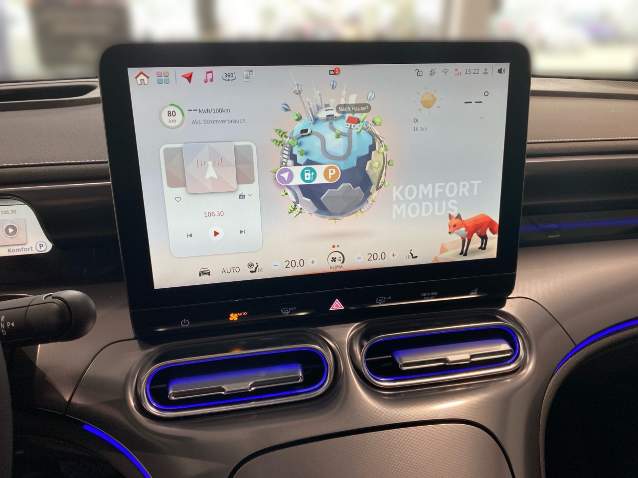 Getriebe: Automatikgetriebe, 1 GangAssistenzsysteme: Head-up-Display HUD,  selbstlenkende Einparkhilfe,  Automatische Distanzregelung ACC,  Spracheingabesystem,  Totwinkel-Assistent,  SpurhalteassistentLicht und Sicht: CyberSparks LED,  Regensensor,  Automatisch abblendender Innenspiegel,  Colorverglasung,  Dynamische LeuchtweitenregulierungAudio &amp; Kommunikation: Navigationssystem,  Multi-Funktions-Display 16:9,  Soundsystem: beats,  Bluetooth Audiostreaming,  Handyvorbereitung BluetoothKomfort: Klimaautomatik, 2 Zonen,  Panoramadach,  Fahrer-/Beifahrersitz elektrisch,  Memoryfunktion Fahrersitz,  Lordosenst&uuml;tze Fahrer,  Sitzheizung Fahrer/Beifahrer,  Easy-Entry Einstiegshilfe,  Armauflage hinten,  Servotronic,  Lenks&auml;ule verstellbar,  Keyless-Entry,  Zentralver. mit Fernbedienung,  Automatisch &ouml;ffnende HeckklappeInterieur: Sitze Leder,  Innenfarbe schwarz,  Multifunktionslenkrad,  Lenkradheizung,  R&uuml;cksitze klapp- und teilbar,  Laderaumabdeckung,  DurchladesystemExterieur: Leichtmetallfelgen 19 Zoll: Rotor,  Au&szlig;enspiegel elekt.,  DachrelingSicherheit: ISOFIX Kindersitzbefestigung,  Fahrer- /Beifahrerairbag,  Kopfairbag vorn und hinten,  Seitenairbag vorn,  TCS,  Elektr. Stabilit&auml;tsprogramm ESP: mit TSA,  Reifendruckkontrolle,  Diebstahlwarnanlage,  Wegfahrsperre,  Antiblockiersystem ABSIrrt&uuml;mer und &Auml;nderungen vorbehalten